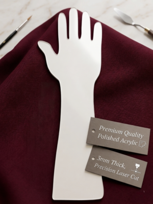 acralic hand (1 pcs.)